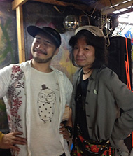 �É��@����