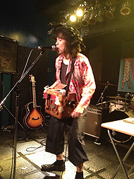 ���@��gMele