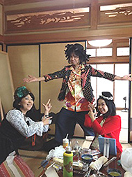 �ɓ��y��@����