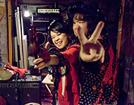 �É��@����