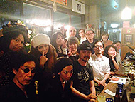 �_�� �����A�r���[���{ONE