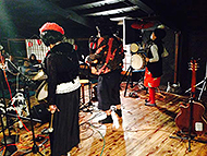 �R���@�{�V�𑢁��𑠟D