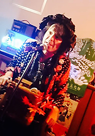 �O�{Office The Other half