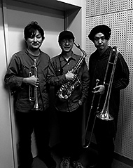 �z�[���Z�N�V�������R�[�f�B���O