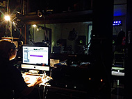 ���W�I���^