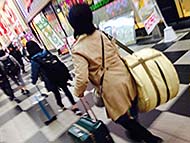 ���~�cGANZ toi,toi,toi