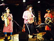 ���~�cGANZ toi,toi,toi