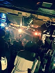 �É��@����