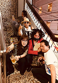 �_�ˎO�{�@BAR��