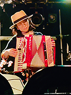 ���~���V���[�{�[�g