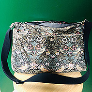 ��q�R�~���j�e�B�J�t�F�������