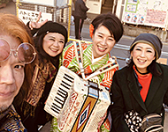 ���l�@�����V�t���y���݃R���T�[�g