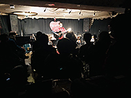 �_�� BIG APPLE